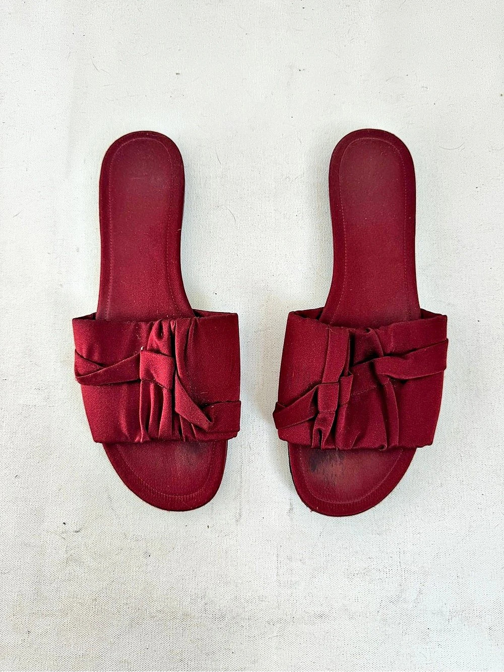 The Row Milla Satin Flat Slide Sandals Red EU 40